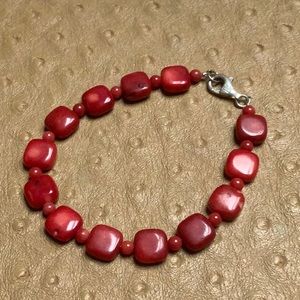😍 Red Coral Bracelet 8”😍 NWOT